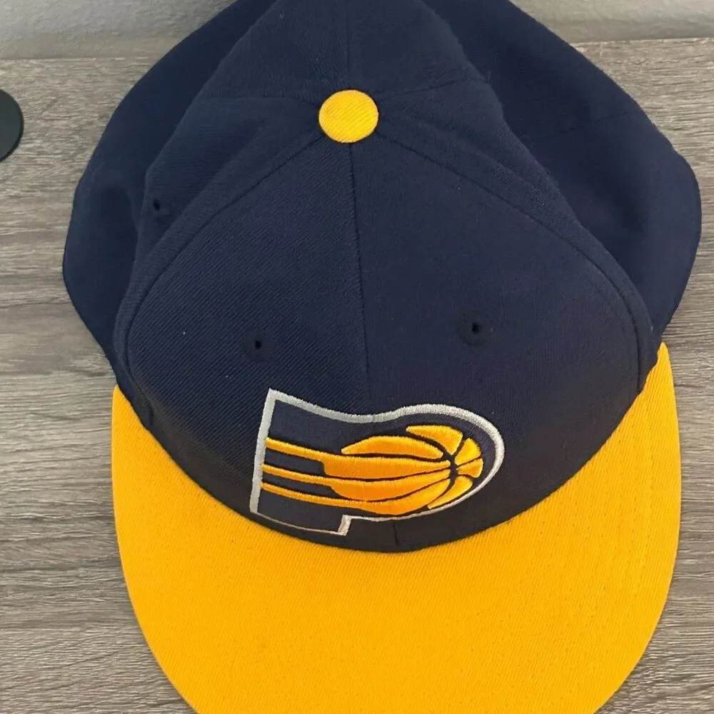 adidas Indiana Pacers 210 Fitted Unisex NBA Basketball Hat 7 1/4 - 7 5/8 Blue